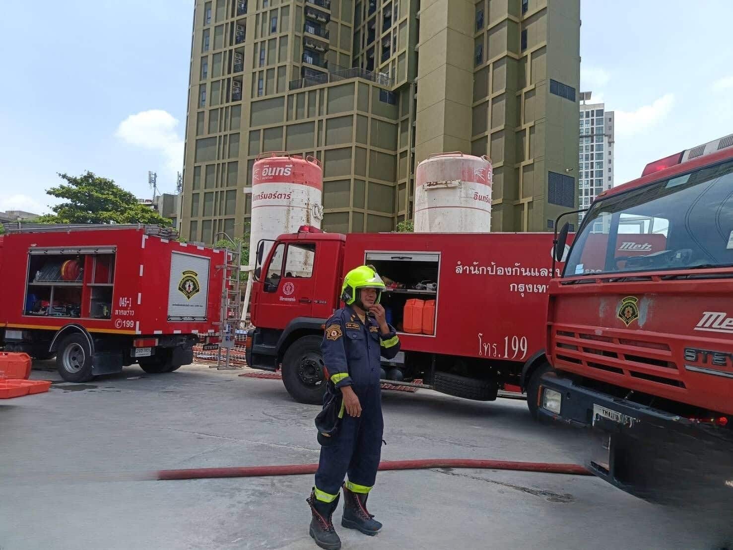 Fire breaks out on 8th floor of Bangkok construction site | News by Thaiger