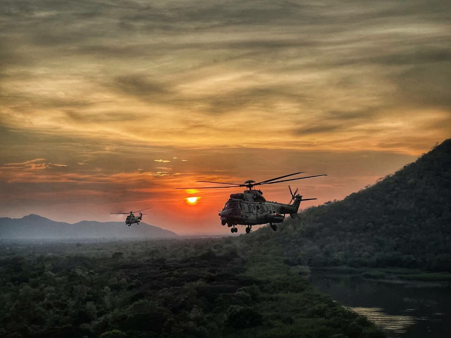 Thai air force on standby to rescue citizens from warzone | News by Thaiger