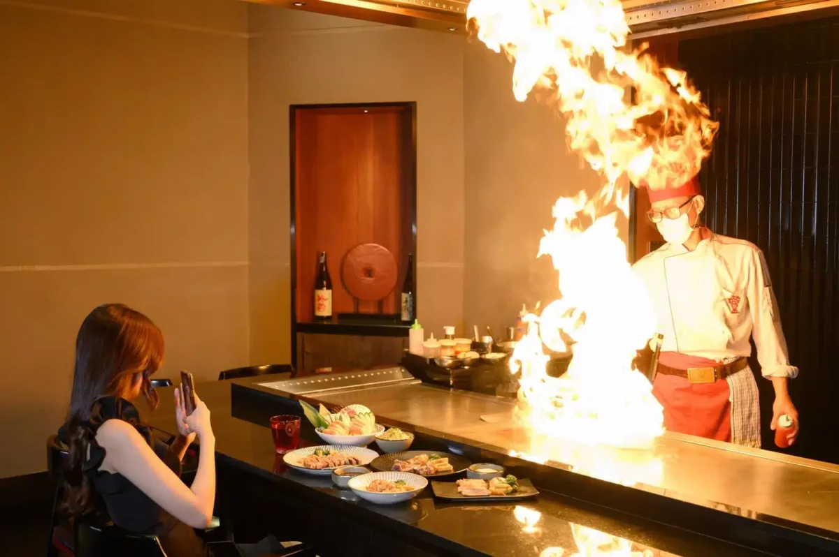 unique dining experiences Bangkok