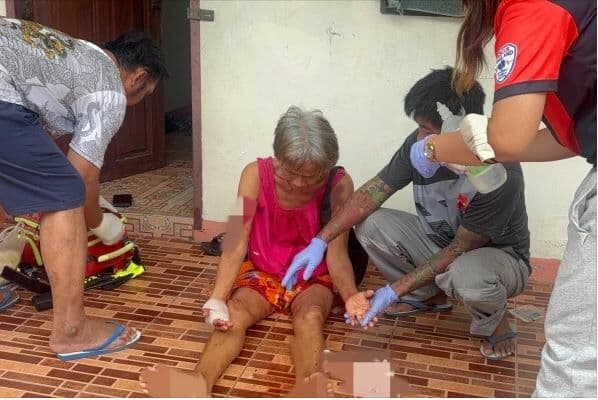 Chon Buri woman slashes wrist in despair, rescued | News by Thaiger