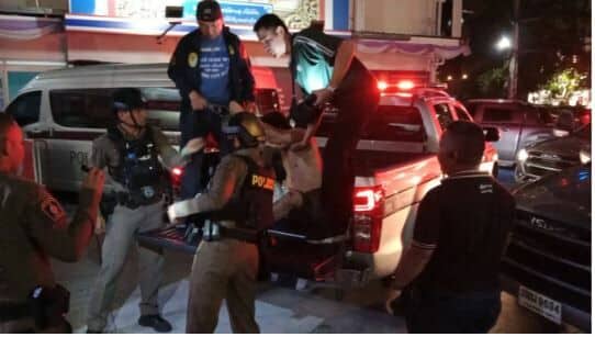 Jealous South Korean assaults Thai girlfriend with gun in Pattaya | News by Thaiger
