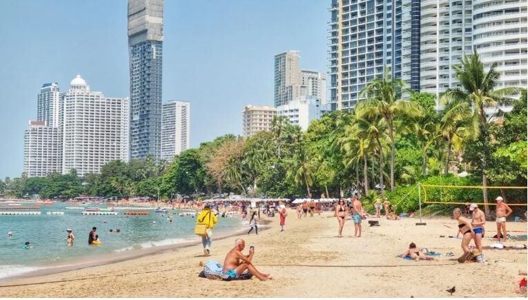 Thai tourism at a crossroads: Can the industry survive? | News by Thaiger