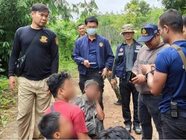 20 Myanmar migrants nabbed in Thai rubber plantation | News by Thaiger