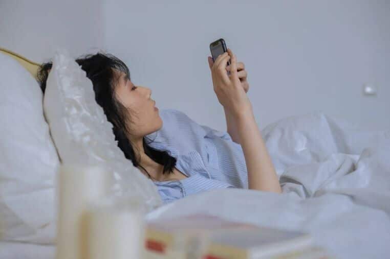 'Pre-bed purchase' trend takes over Thailand’s shopping habits | News by Thaiger