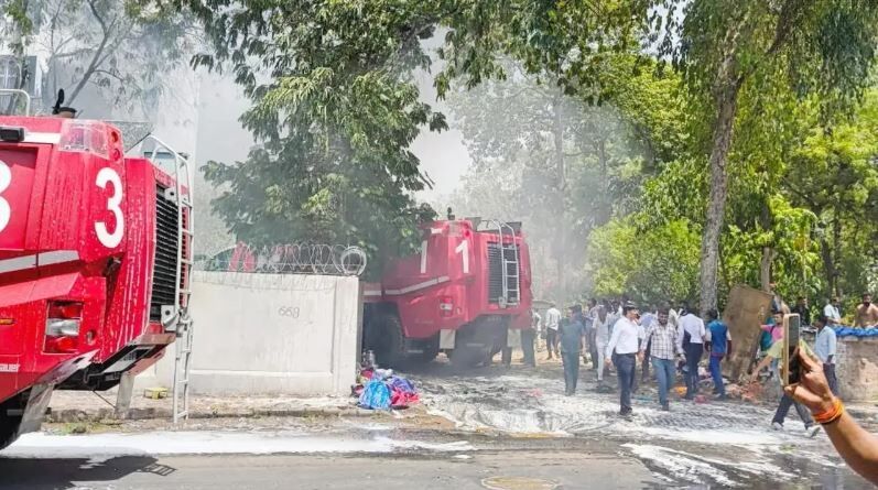 Air India flight to London crashes post takeoff with 242 passengers (video) | News by Thaiger