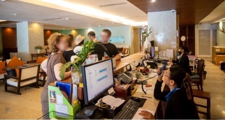 Bangkok workers score 400-baht payday in wage shake-up | News by Thaiger