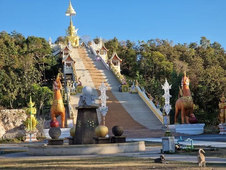 Thailand's overhyped hotspots: Why you should skip the crowds | News by Thaiger
