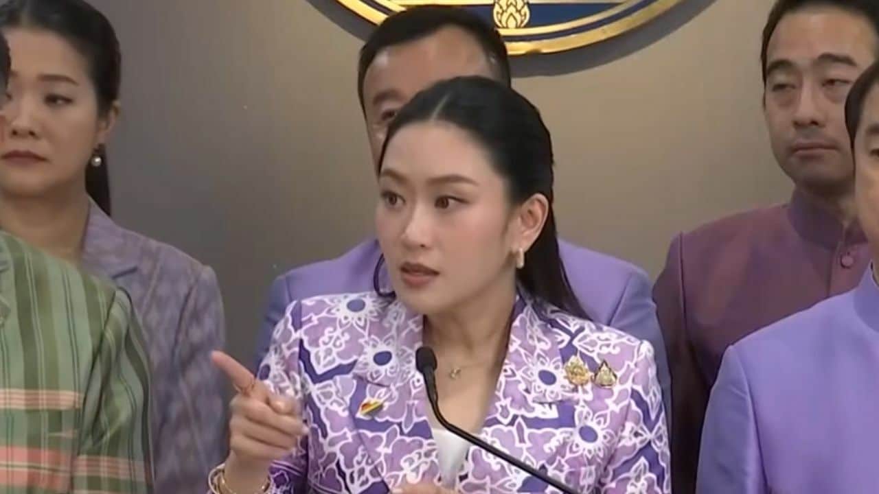 Thai Prime Minister argues journalist