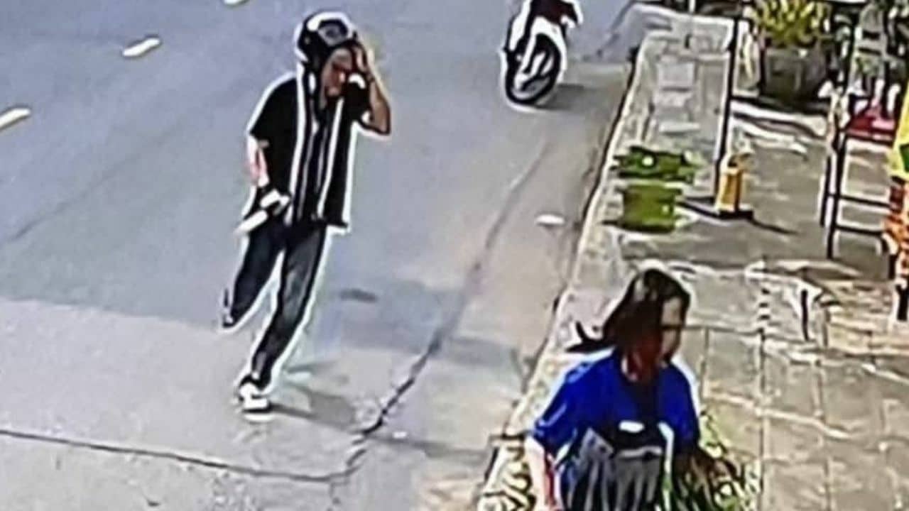 Thai man stabs grocery store owner 31 times, claiming romantic betrayal