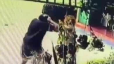 Good deed turns violent: Thai woman attacked after helping naked wanderer