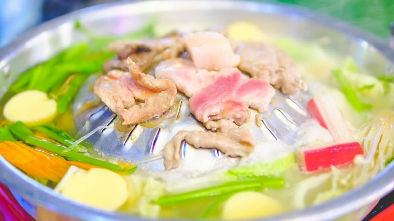 Grill rage! Man battered in Bangkok barbecue restaurant blunder