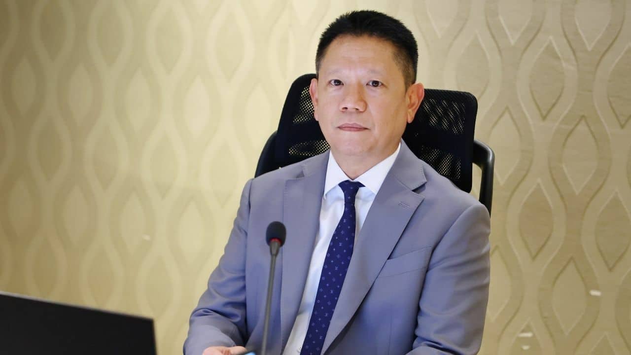 Laworn Saengsanit new board Thai Airways