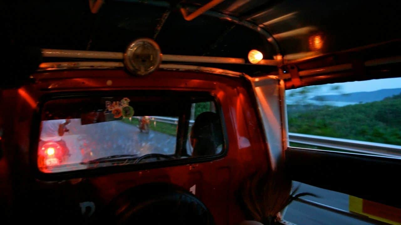 Foreign caught having sex on Phuket tuk tuk