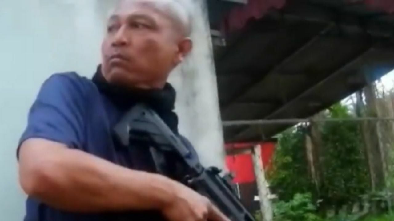 Thai man charged for attempted murder after firing gun at police