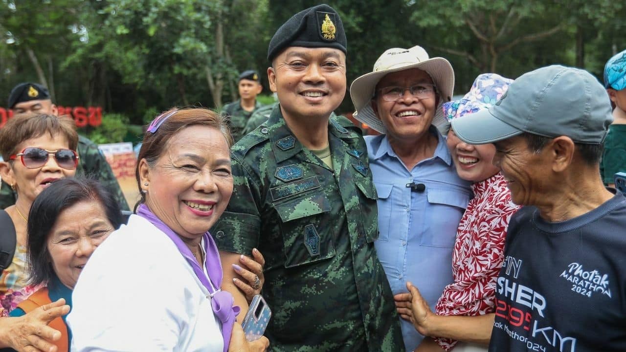 Army commander understand Paetongtarn