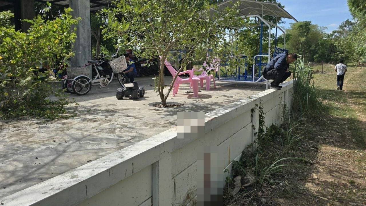 Thai father shot by son