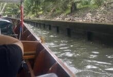 Thai woman calls out after paying 9,500 baht for boat trip at floating market