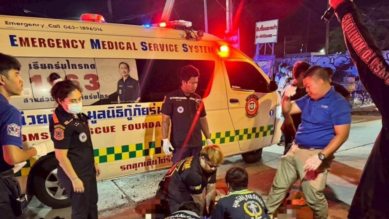 Laotian woman killed while baby injuredin accident on Pathum Thani road