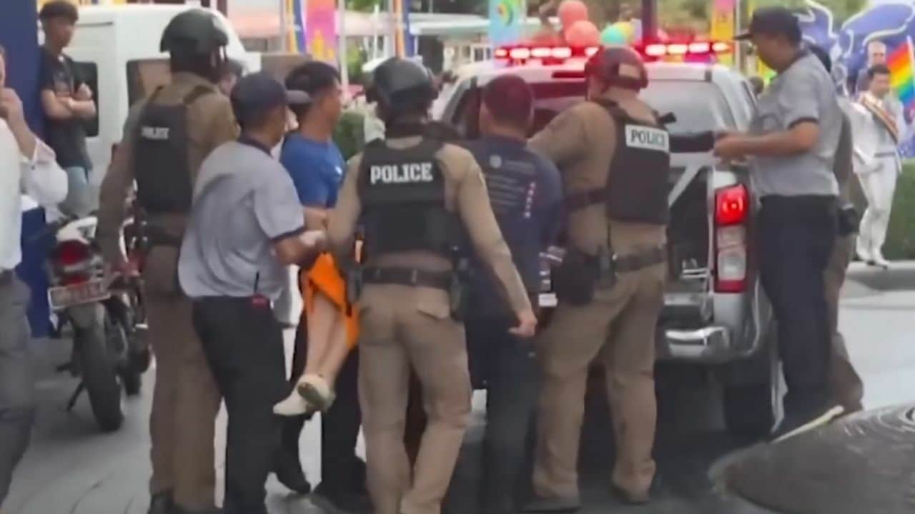 Australian man arrested after violentbbehaviour at Pattaya hotel