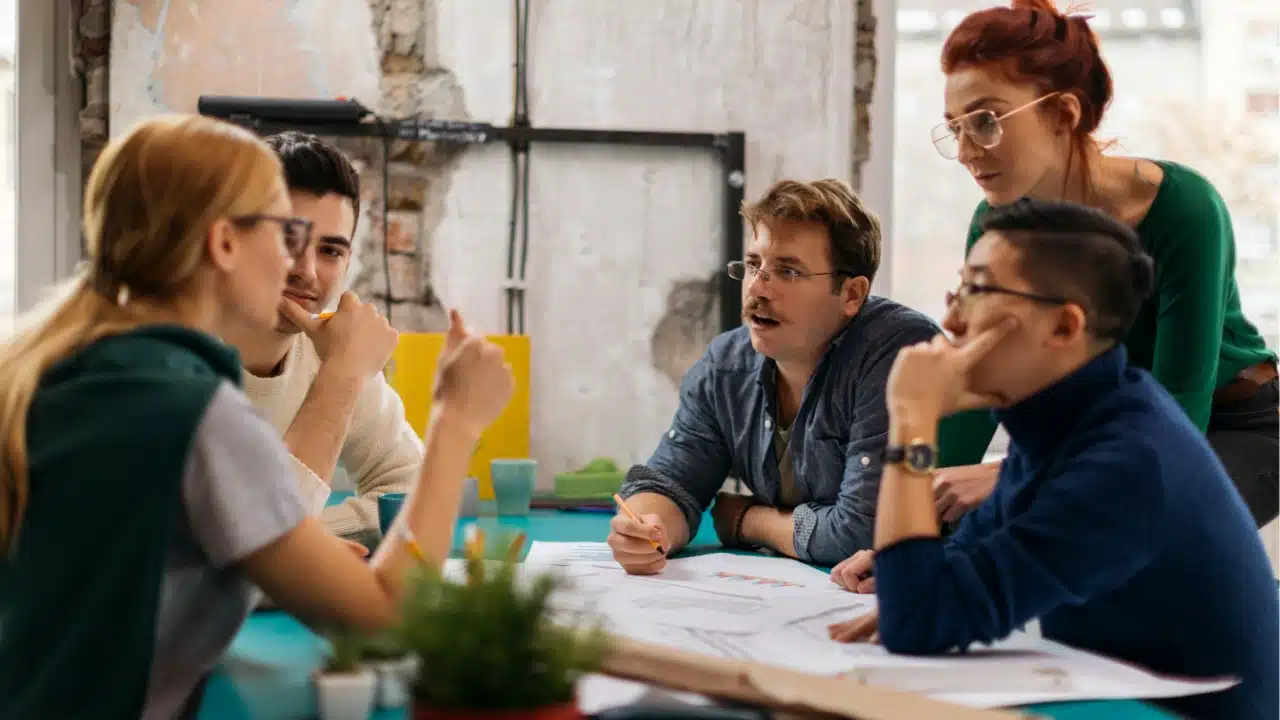 Espaces de coworking: travail de travail productif à Chiang Mai