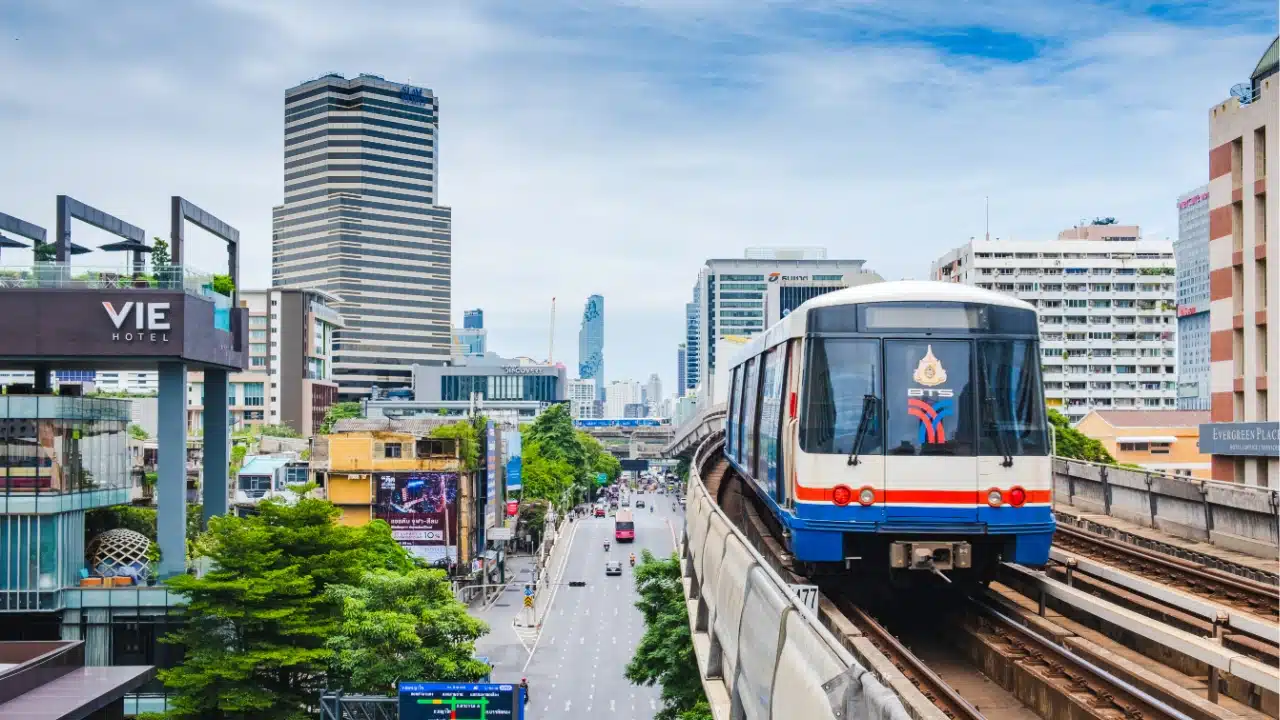Transportation costs for digital nomads