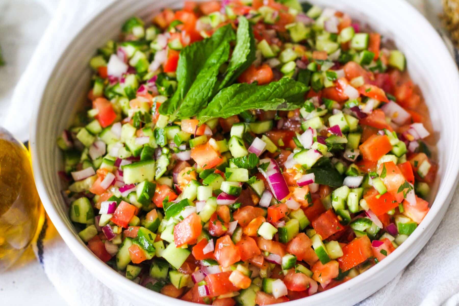Global salad showdown: From papaya power to pickled crunch | News by Thaiger