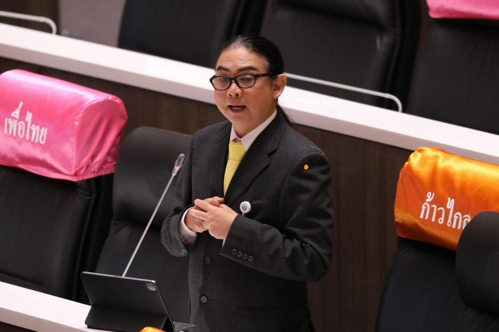 Thailand urged to act on gender law after marriage bill | News by Thaiger