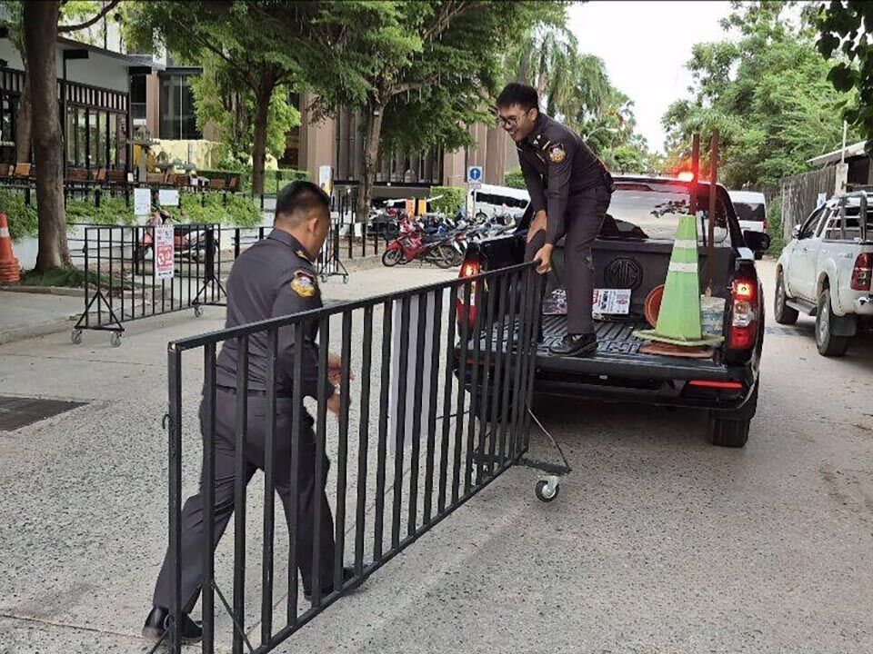 Pattaya to fine businesses blocking roads and footpaths | News by Thaiger