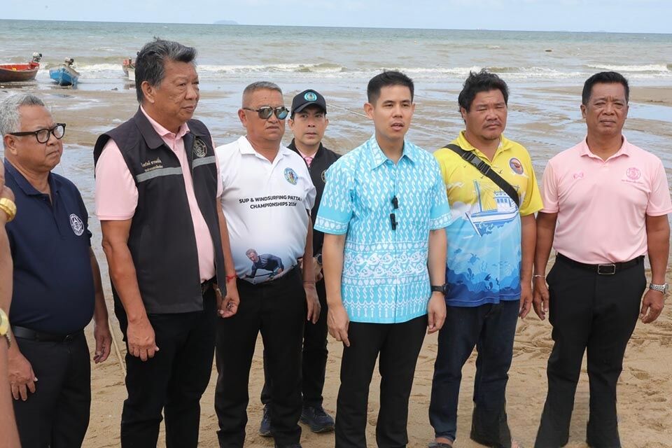 Pattaya releases 100,000 shrimp and sea snails to boost marine life | News by Thaiger