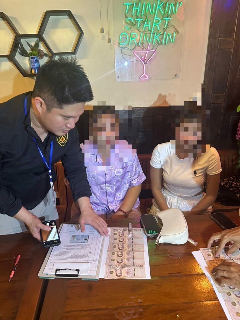Police rescue teens and arrest pimp in Bangkok hotel raid | News by Thaiger