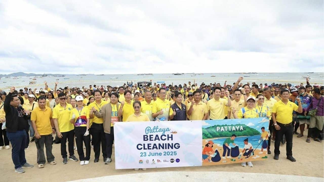 Pattaya Beach gets a major cleanup as locals unite for safer shore
