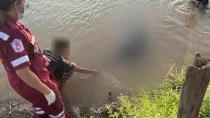 Police probe death of unidentified man in Ayutthaya canal