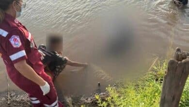 Police probe death of unidentified man in Ayutthaya canal