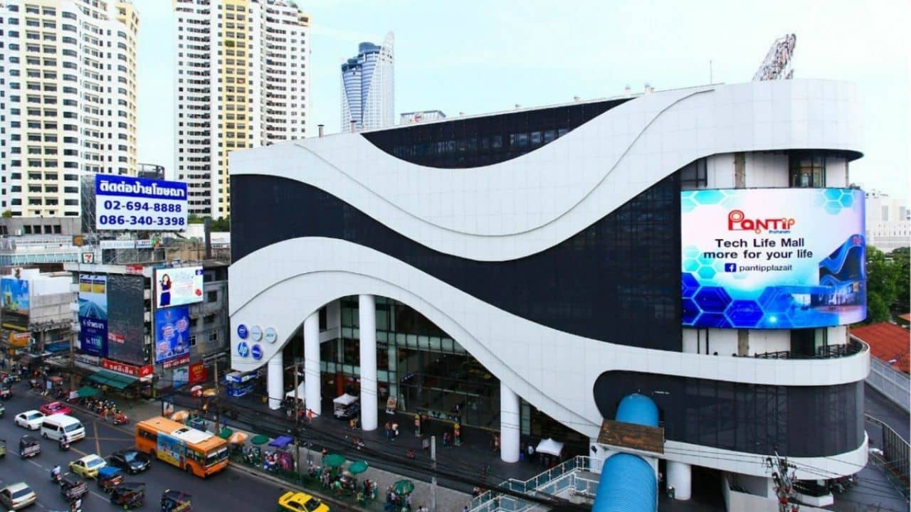 Chinese investment boosts amulet trade in Bangkok’s Pantip Plaza