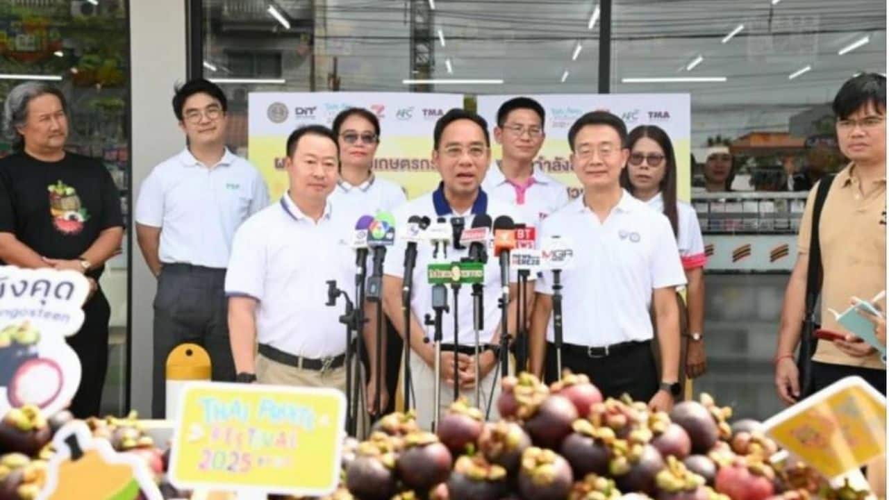 Army and prisoners tackle Thailand’s fruit labour crisis