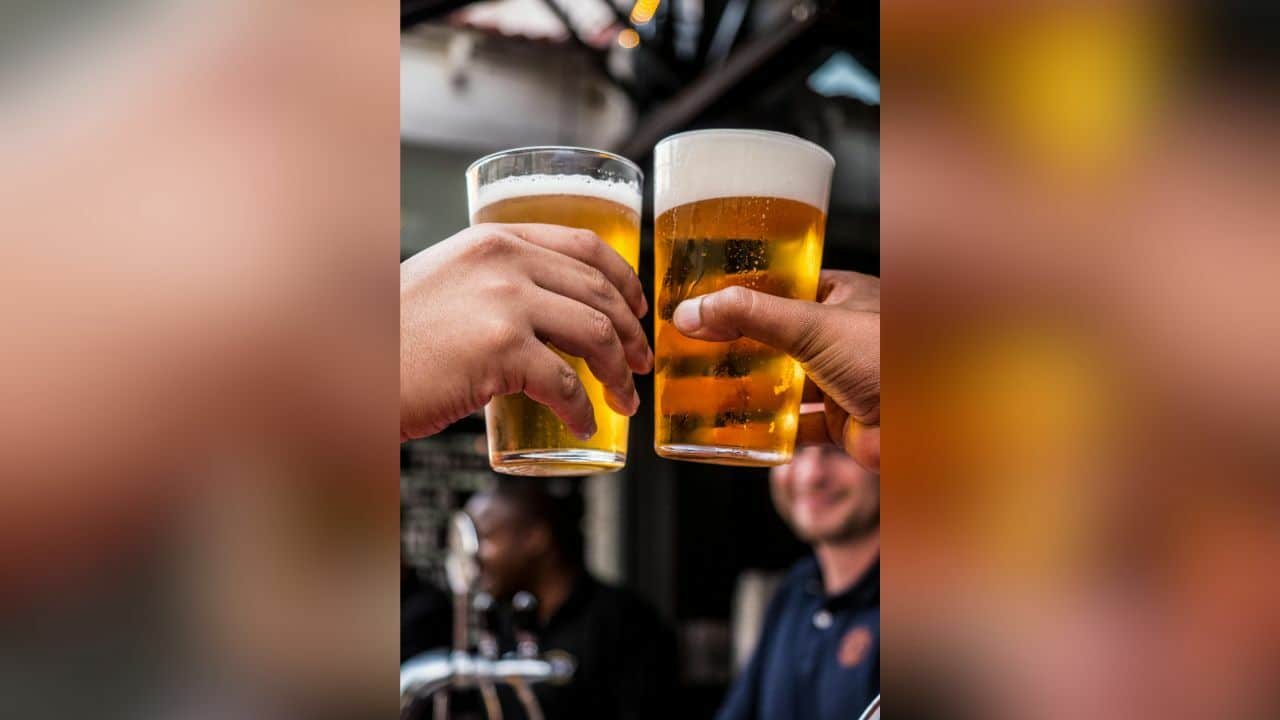 Alcohol sales hours to change in Thailand starting today