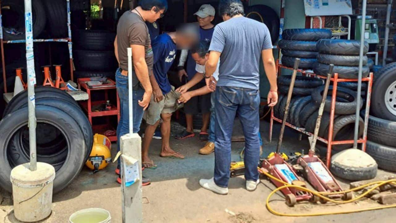 Buriram tyre technician arrested for selling meth to youths