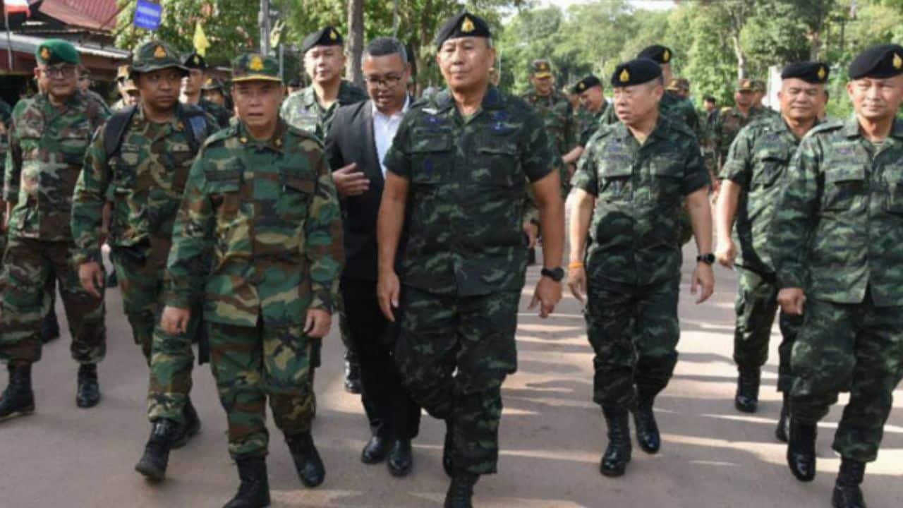 Thai army denies imminent closure of border with Cambodia