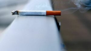 Thailand’s smoking rate drops 48% in 33 years, economic strain remains