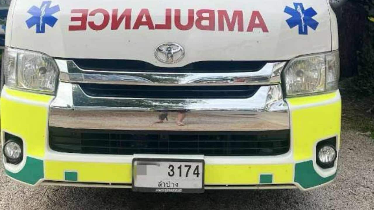 Woman gives birth in rescue vehicle as public eyes registration number