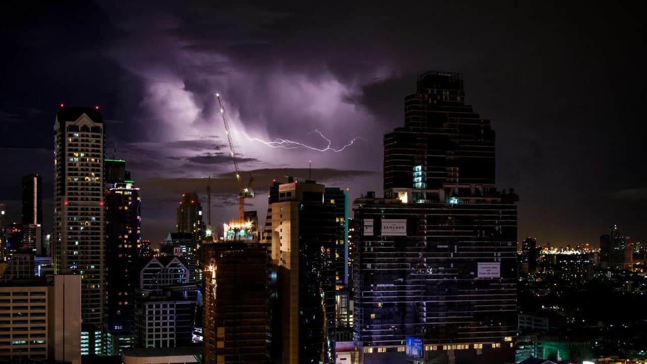 Heavy rain forecast for 28 Thai provinces, Bangkok affected