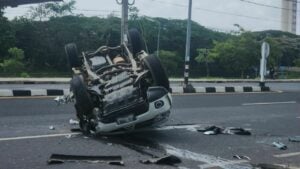 Mechanic’s test drive ends in crash after sedan cuts off car