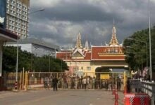 Thailand-Cambodia border checkpoint closure leaves thousands stranded