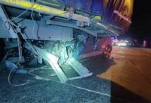 Young driver dies in crash with 10-wheeler truck in Pathum Thani