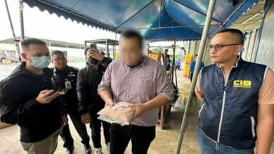 Illegal frozen chicken operation uncovered in Nakhon Pathom