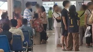 Over 100 fall ill after eating red pork rice at funeral in Phayao