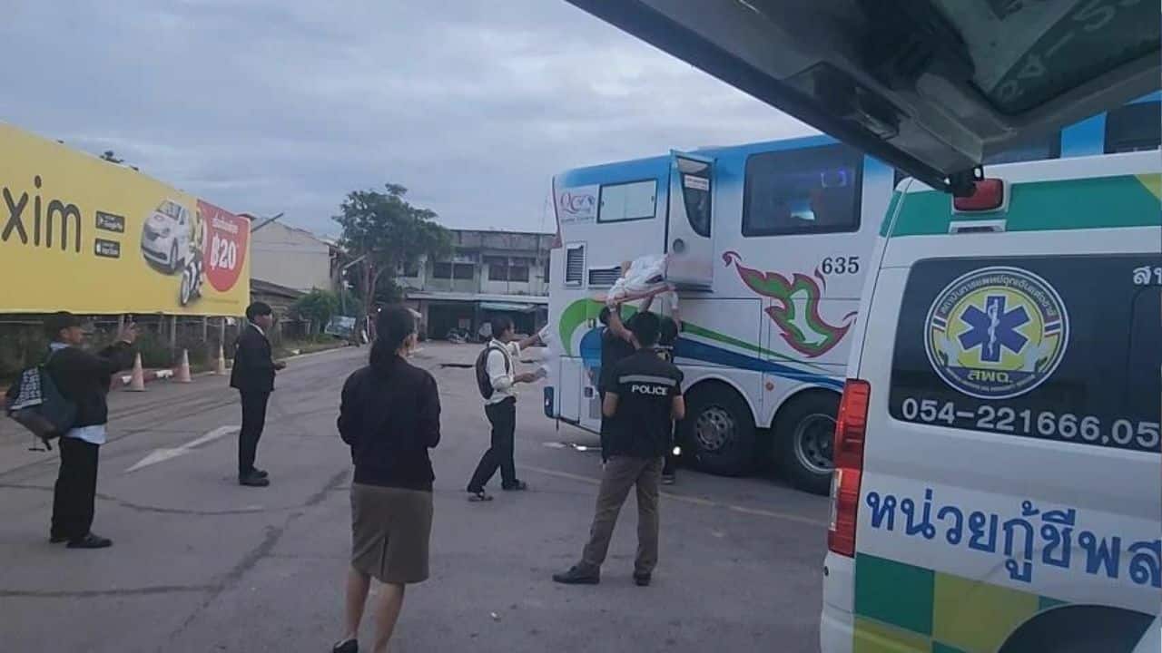 Man found dead on bus in Lampang, no foul play suspected