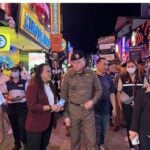 Street patrol cracks down on Pattaya Walking Street sleaze | Thaiger