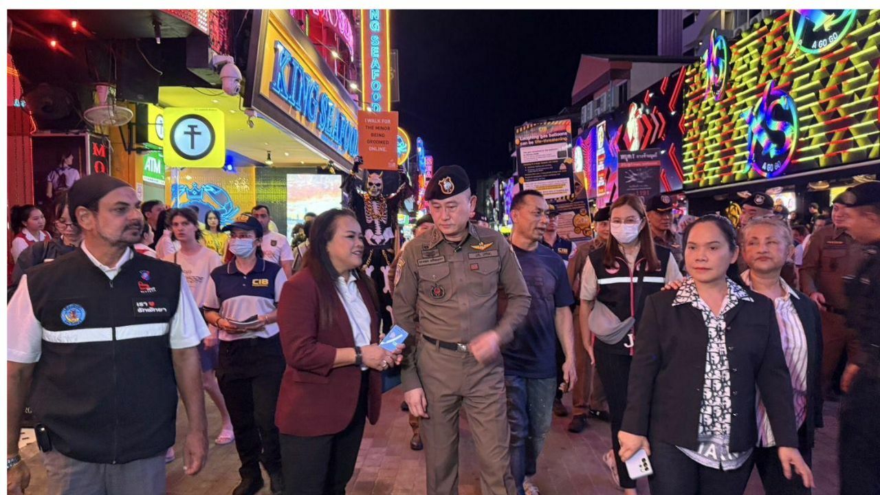 Street patrol cracks down on Pattaya Walking Street sleaze