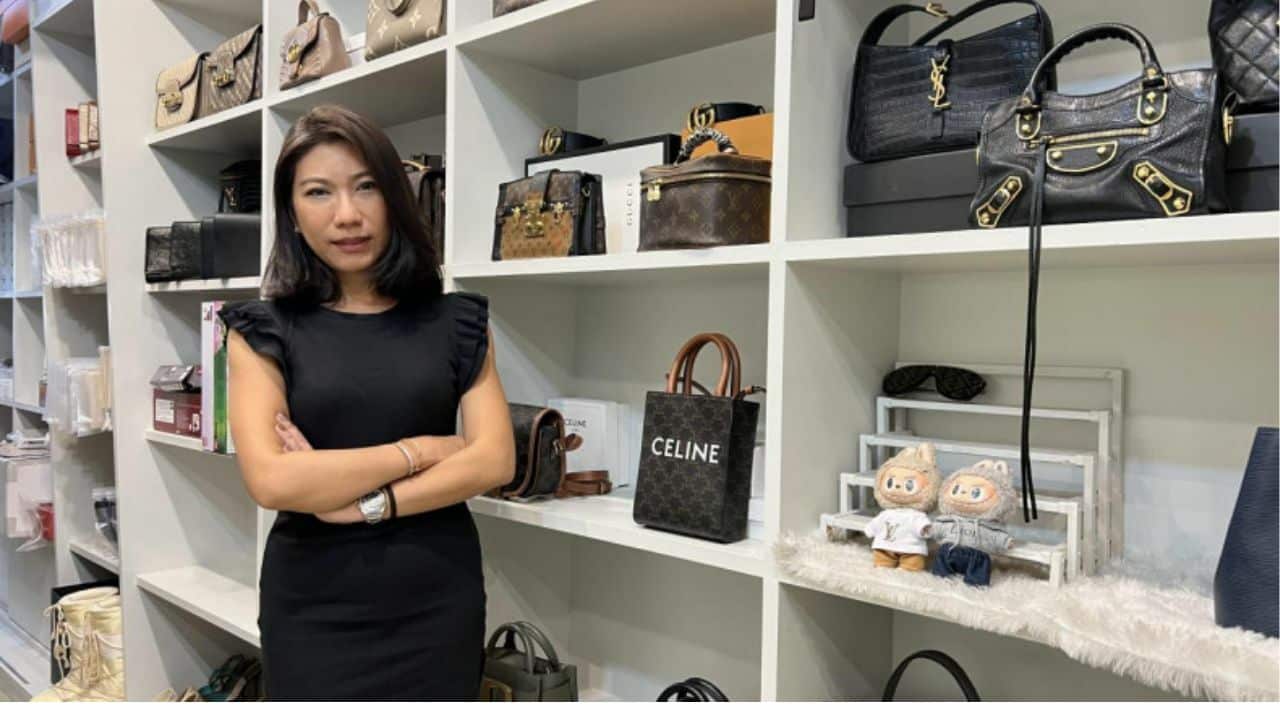 Totes tragic: Luxury handbag hire scene left holding the purse